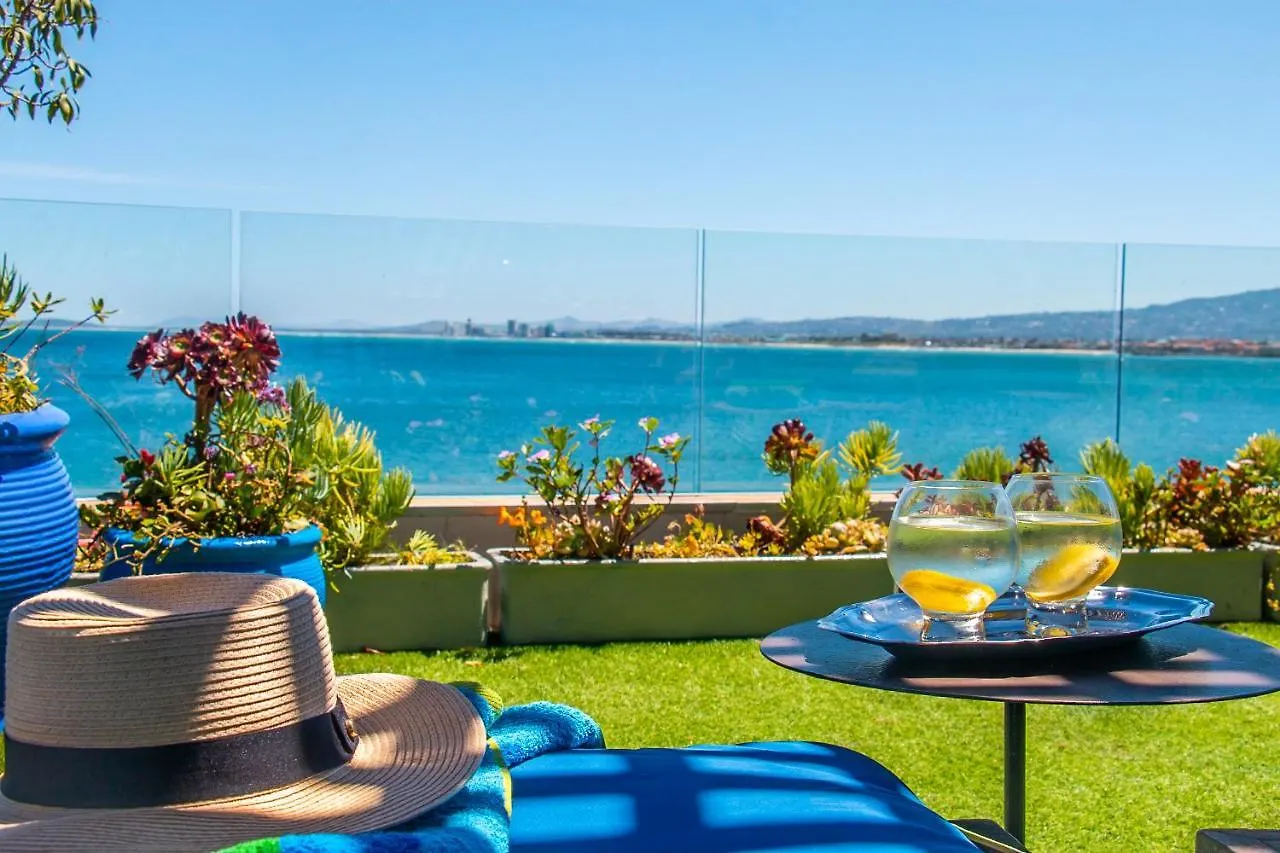185 On Beach Boutique Suites Gordons Bay